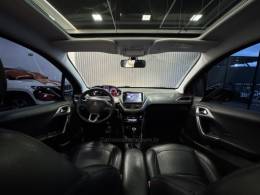 PEUGEOT - 208 - 2016/2016 - Vermelha - R$ 55.900,00