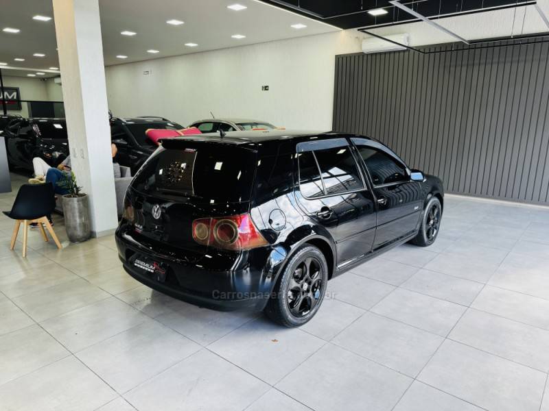 VOLKSWAGEN - GOLF - 2009/2009 - Preta - R$ 45.900,00