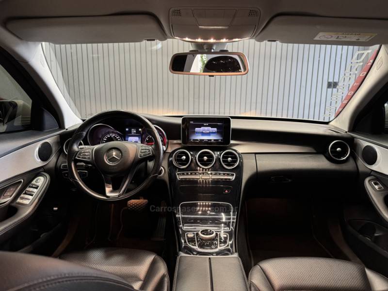 MERCEDES-BENZ - C 180 - 2016/2016 - Branca - R$ 109.900,00