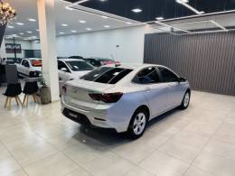 CHEVROLET - ONIX - 2021/2021 - Prata - R$ 75.900,00