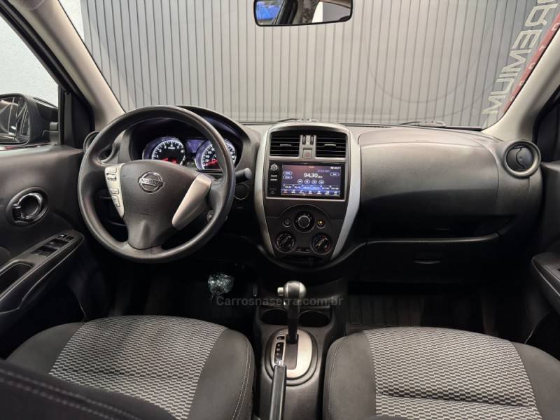 NISSAN - VERSA - 2019/2019 - Preta - R$ 66.900,00