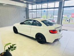 BMW - M235I - 2015/2015 - Branca - R$ 235.000,00