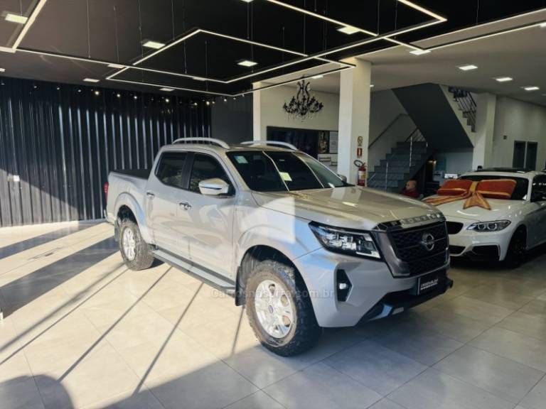 NISSAN - FRONTIER - 2024/2024 - Prata - R$ 215.000,00