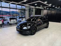 VOLKSWAGEN - GOLF - 2014/2014 - Preta - R$ 75.900,00