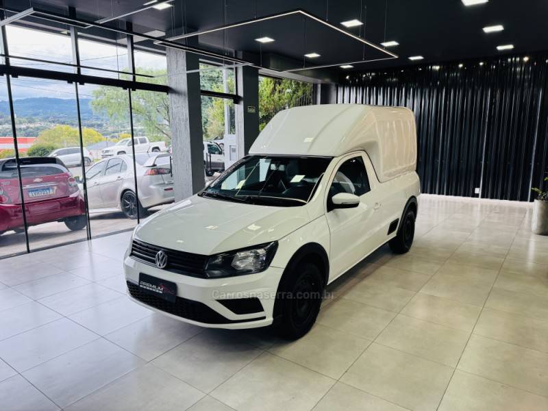 VOLKSWAGEN - SAVEIRO - 2018/2018 - Branca - R$ 62.900,00