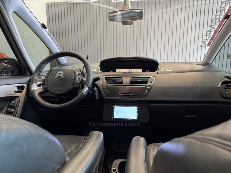 CITROËN - C4 PICASSO - 2012/2012 - Prata - R$ 36.900,00