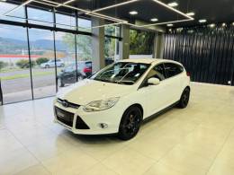 FORD - FOCUS - 2015/2015 - Branca - Sob Consulta