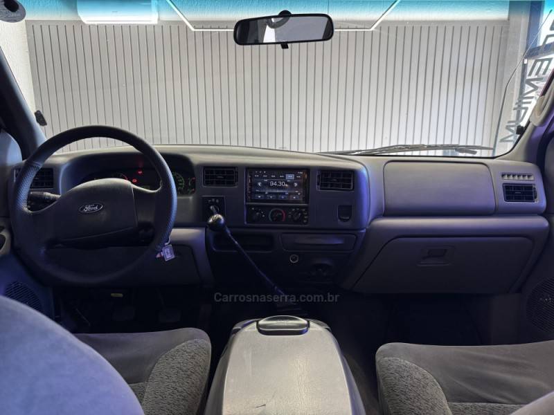 FORD - F-250 - 2007/2007 - Prata - R$ 179.900,00