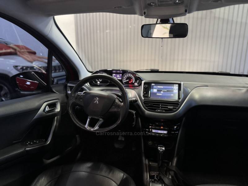 PEUGEOT - 208 - 2016/2016 - Vermelha - R$ 55.900,00