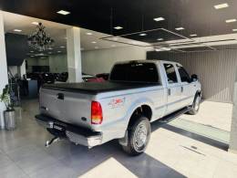 FORD - F-250 - 2007/2007 - Prata - R$ 179.900,00